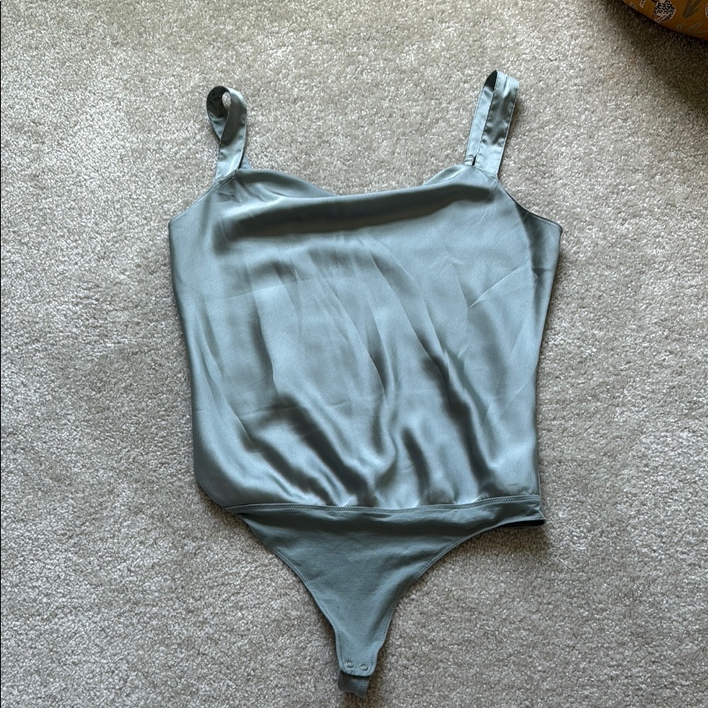 Abercrombie cowl neck bodysuit M